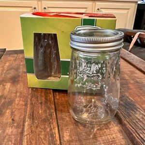 Ball flute Mason canning jars 4-pack jar lid and rings NIB